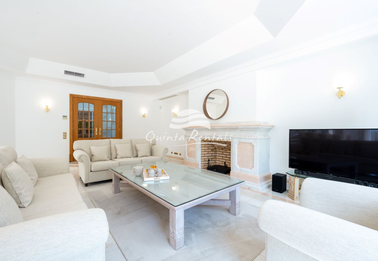 Villa in Quinta do Lago - Villa Tropical AN 013