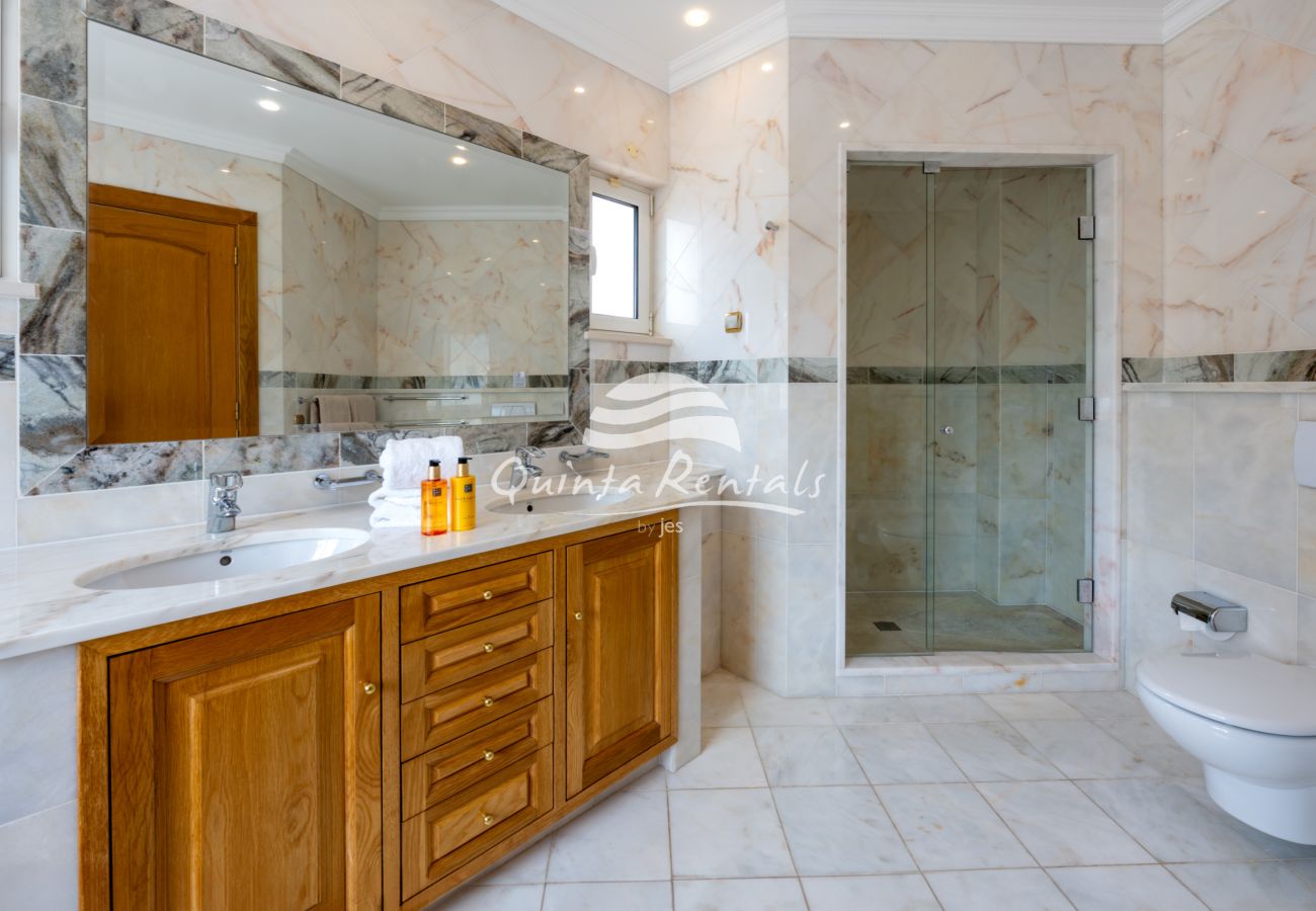 Villa in Quinta do Lago - Villa Tropical AN 013