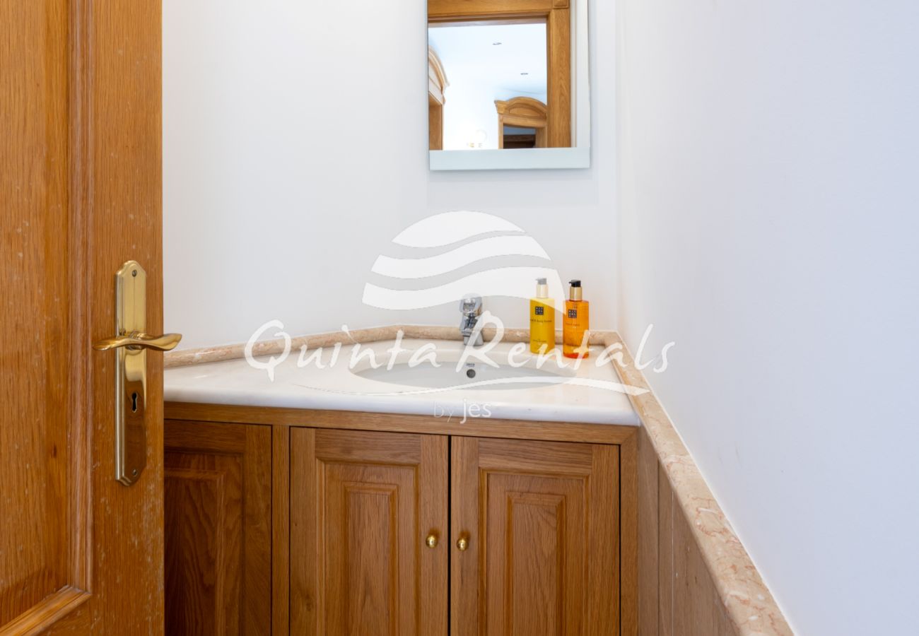 Villa in Quinta do Lago - Villa Tropical AN 013