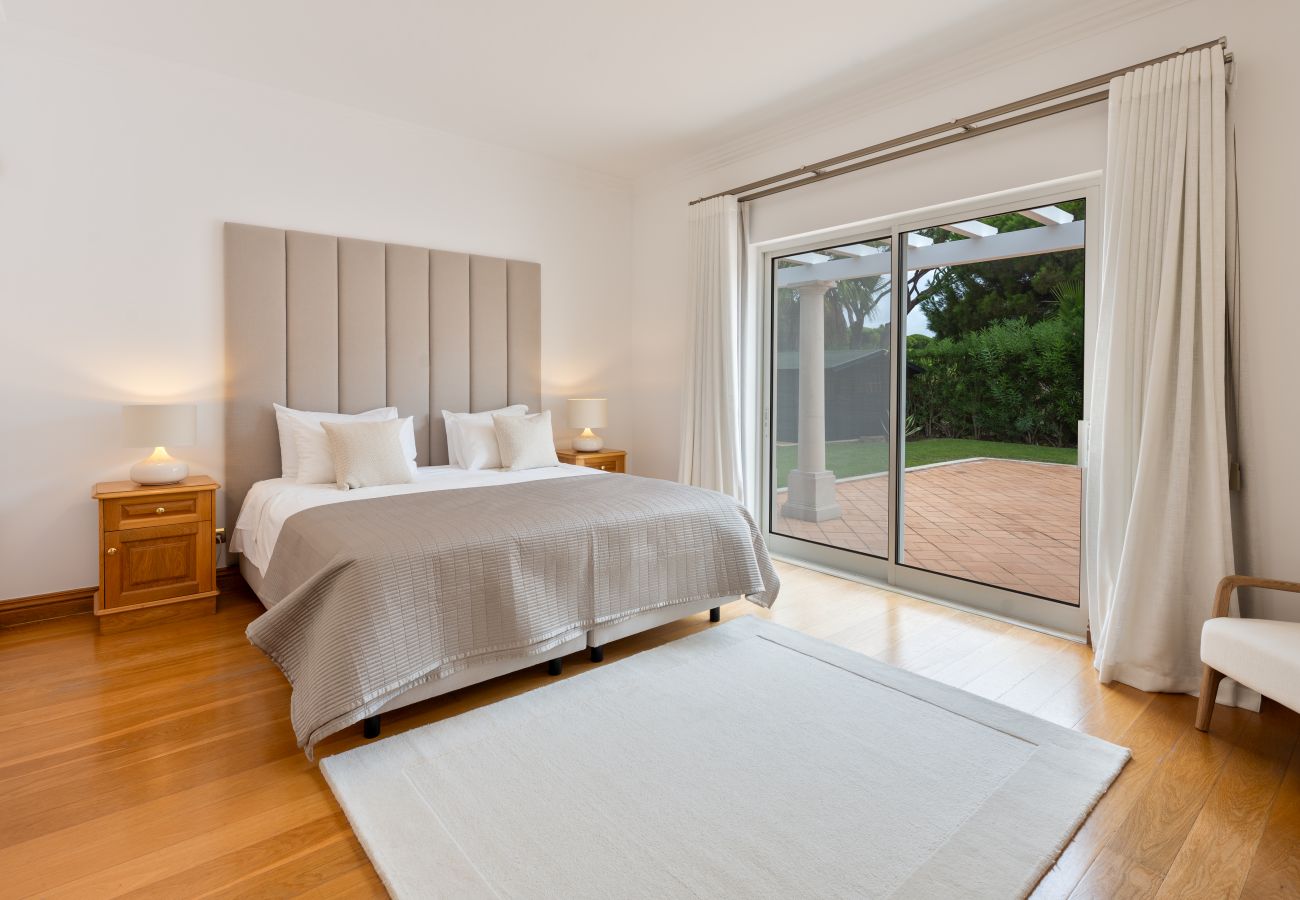 Villa in Quinta do Lago - Villa Tropical AN013