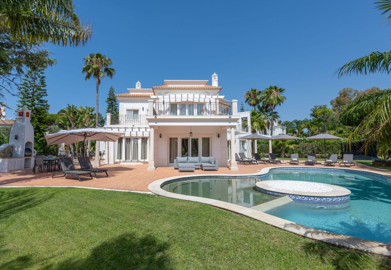Villa in Quinta do Lago - Villa Tropical AN013