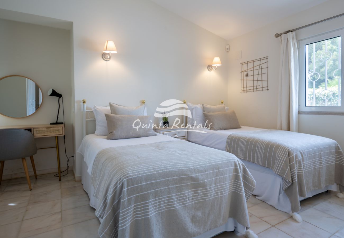 Villa in Vale do Lobo - Villa Margarita DD 409